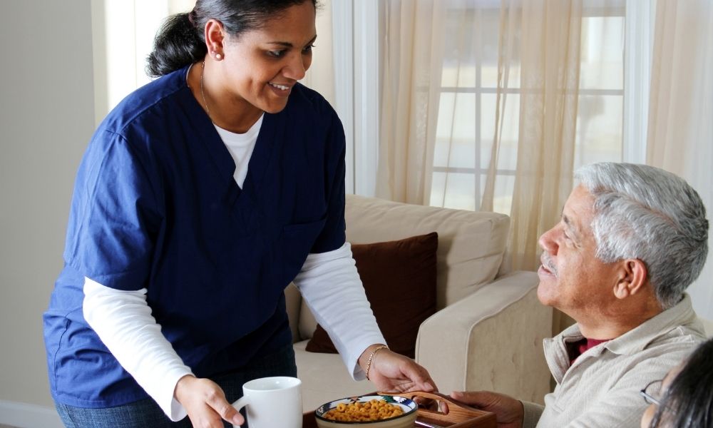 What To Look for When Choosing an In-Home Care Provider